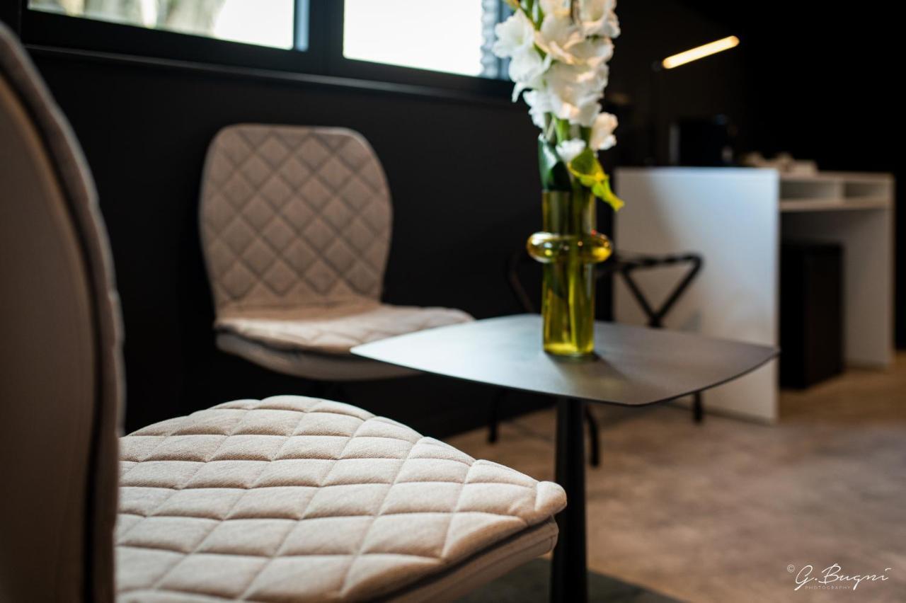 Hotel Les Thermes De By La Cour De La Reine Hotel, & Acces Gratuit Au Centre Thermal Spa