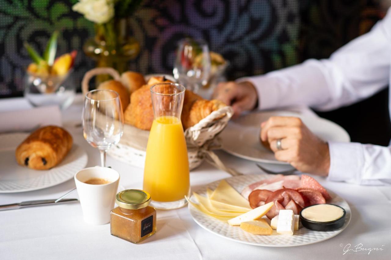 Les Thermes De By La Cour De La Reine Hotel, & Acces Gratuit Au Centre Thermal 4*
